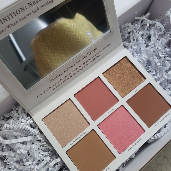 Pretty Vulgar Nesting B* Face palette - Picture 3 of 5